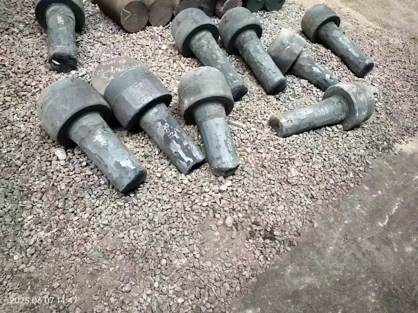 Conas feidhmíocht gaibhneachta eitlíochta a fheabhsú trí theocht agus brú a rialú Conas feidhmíocht gaibhneachta eitlíochta a fheabhsú trí theocht agus brú a rialú